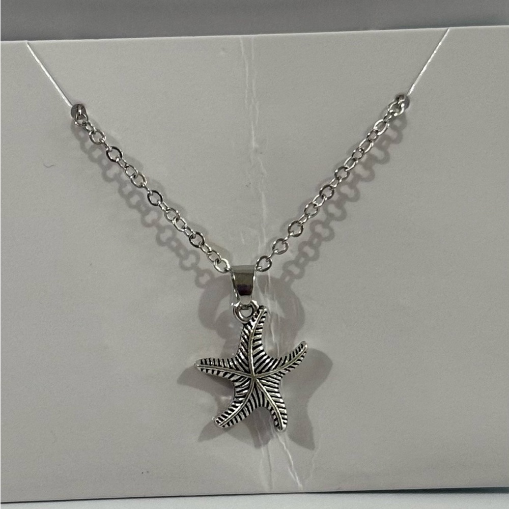 New Silver Starfish Pendant Necklace
